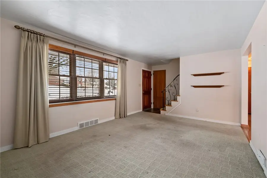 369 Haugh Drive, McCandless, PA 15237 - Image #3