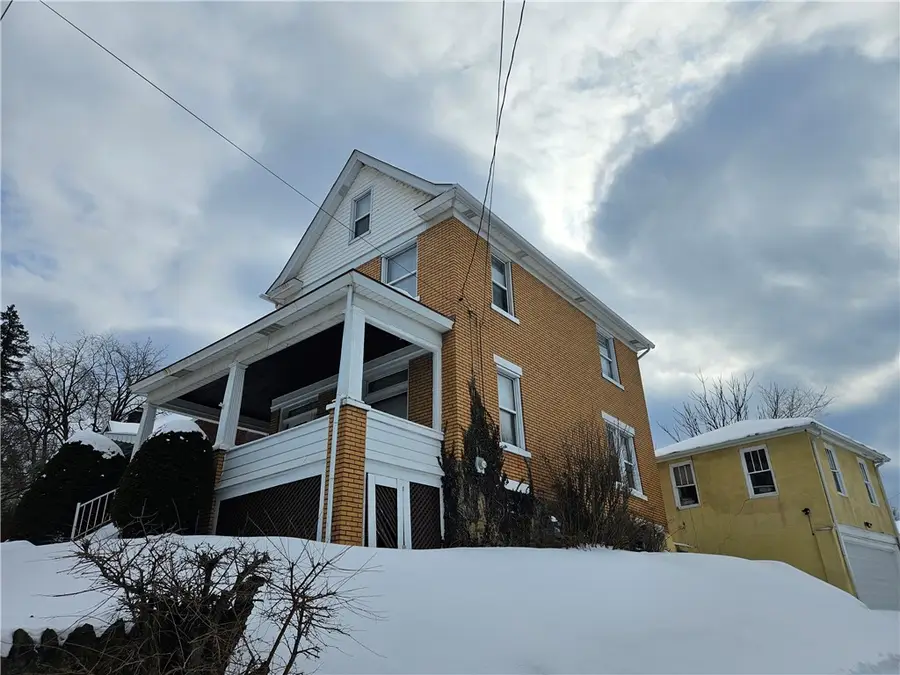 802 Harrison Ave, Jeannette, PA 15644 - #3