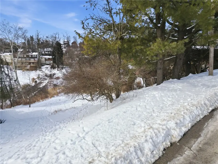 0 Guy St, Squirrel Hill, PA 15217 - #3