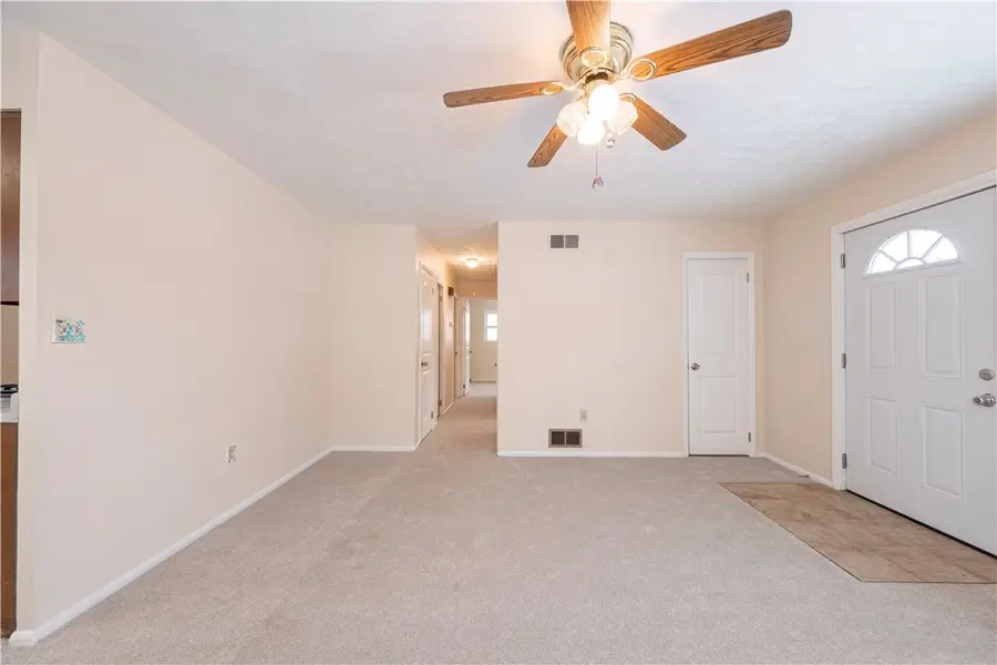 9649 Laurel Ave, North Huntingdon, PA 15642 - #3