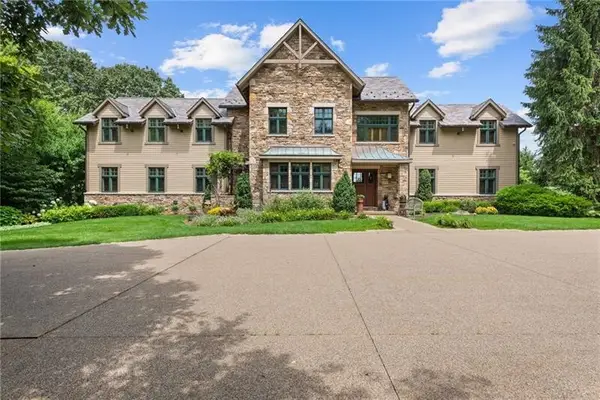 607 Fair Winds Court, Hempfield Twp, PA 15601