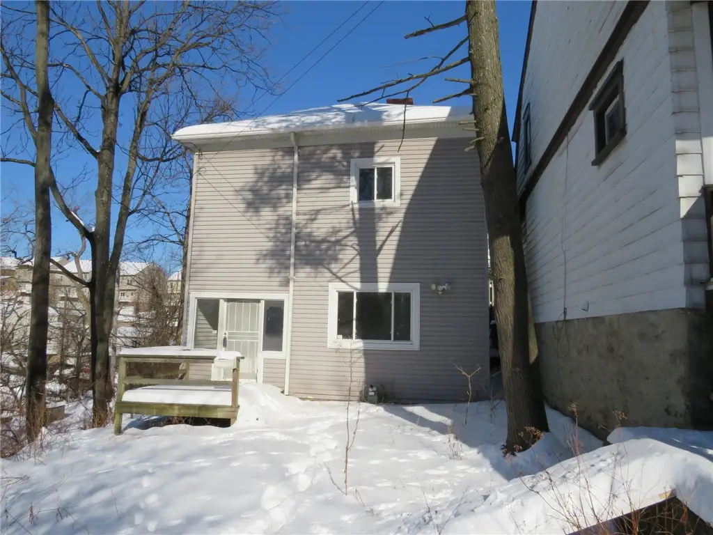 301 Paur St, Mount Washington, PA 15211 - Image #1