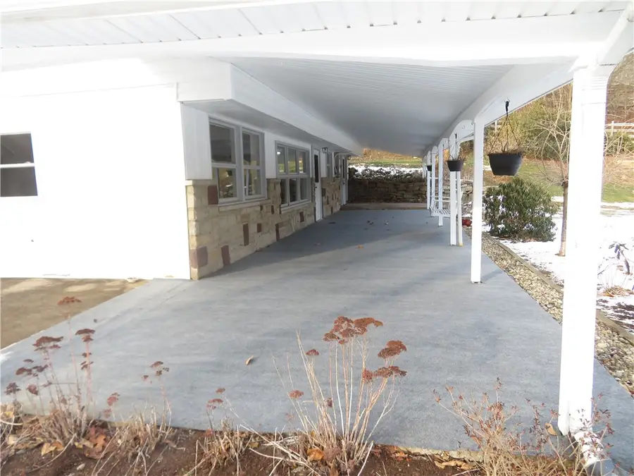 280 Rockdale Rd, Penn, PA 16002 - #2