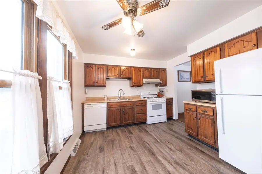 11 Raleigh Pl, Plum, PA 15239 - #3