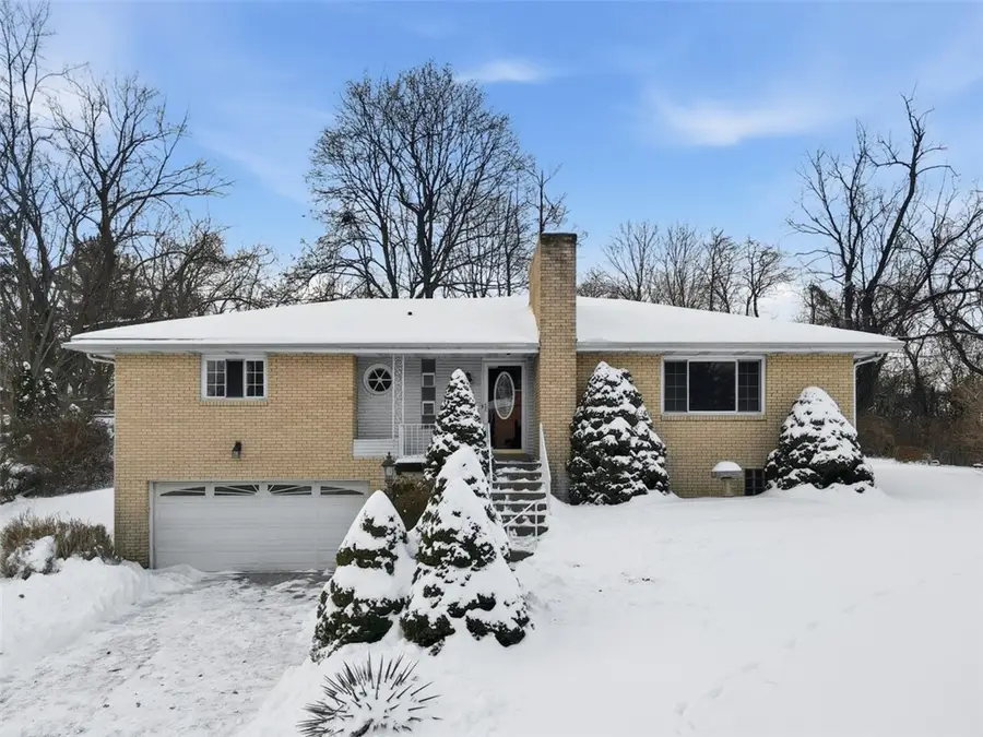 431 Colonial Dr, Monroeville, PA 15146 - #2