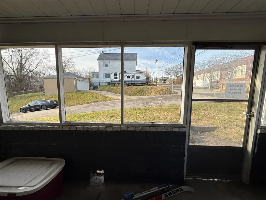 1101 Lysle Ave, Port Vue, PA 15133 - #2