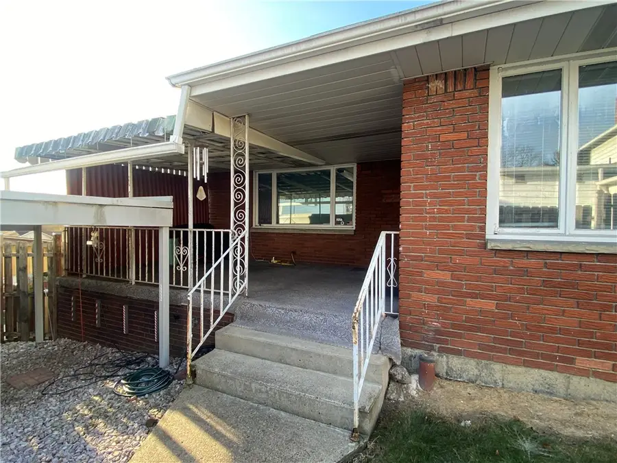 422 Market St, Belle Vernon, PA 15012 - #3