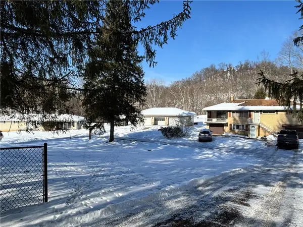 104 & 106 7th Street Ext, Trafford, PA 15085