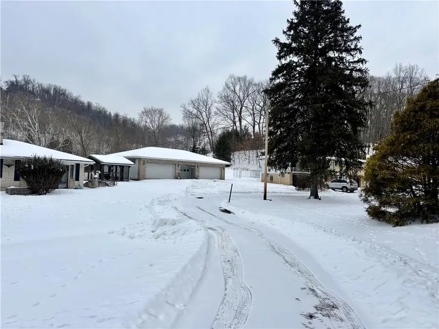 104 & 106 7th Street Ext, Trafford, PA 15085 - #2