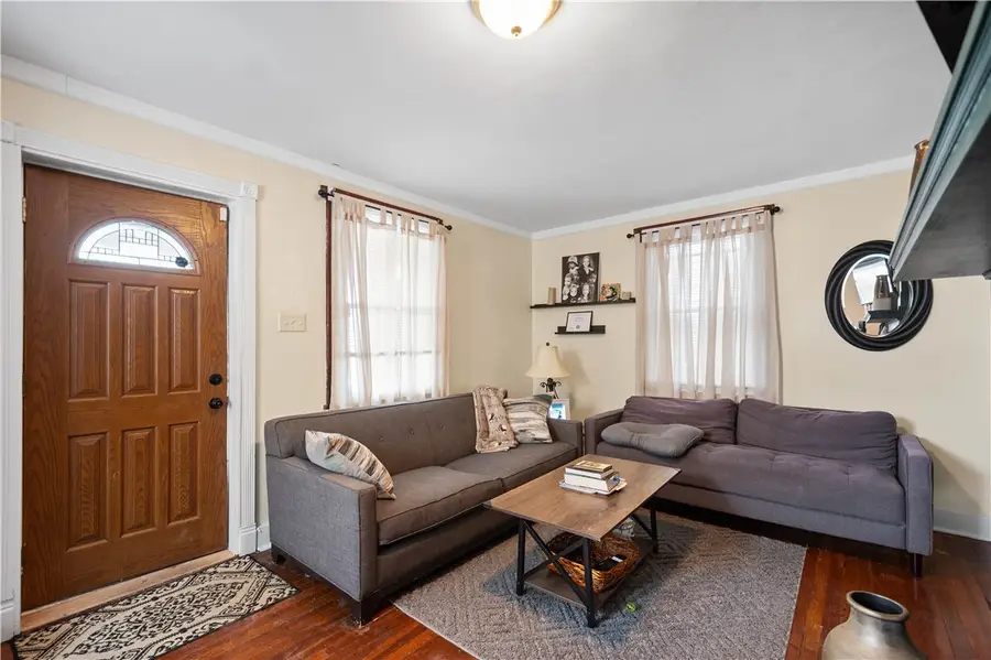 1647 Oakhurst St, Pittsburgh, PA 15210 - #3