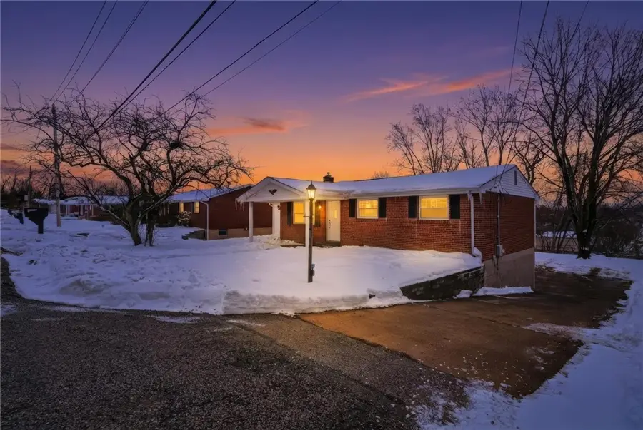 210 Seanor Rd, Penn Township, PA 15642 - Image #2