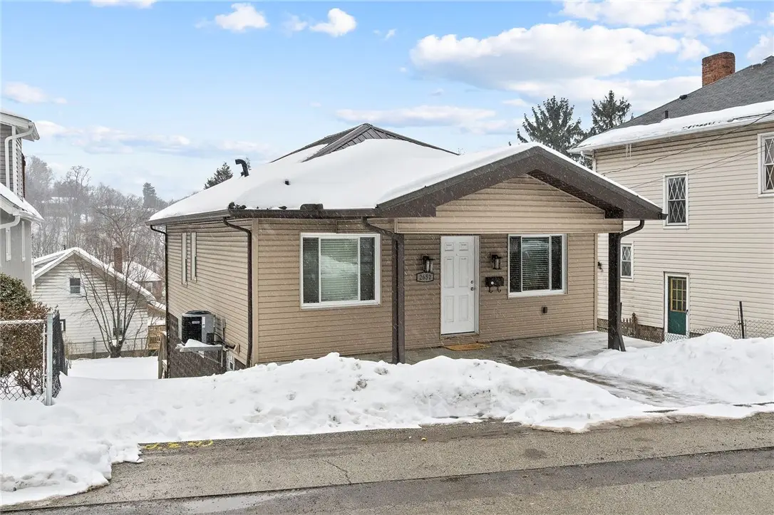 2652 Ivyglen St, Pittsburgh, PA 15227 - #1