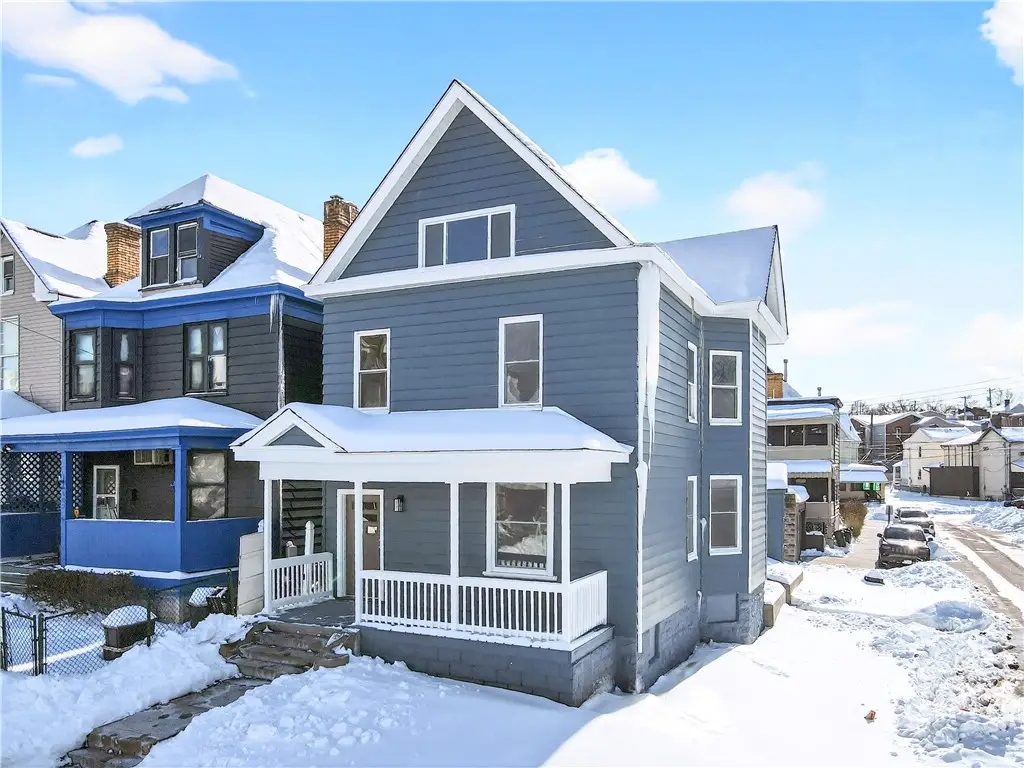 600 E 14th Ave, Munhall, PA 15120 - #1