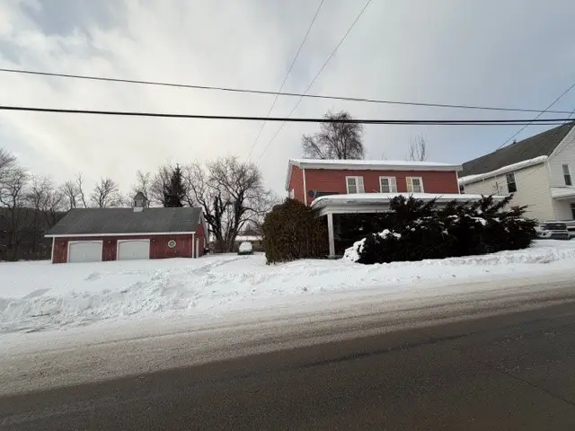 410 Graffius Ave, Punxsutawney, PA 15767 - #3