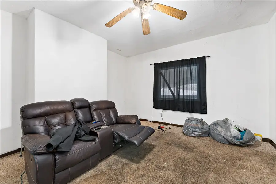 1701 Leolyn St, Pittsburgh, PA 15210 - #3