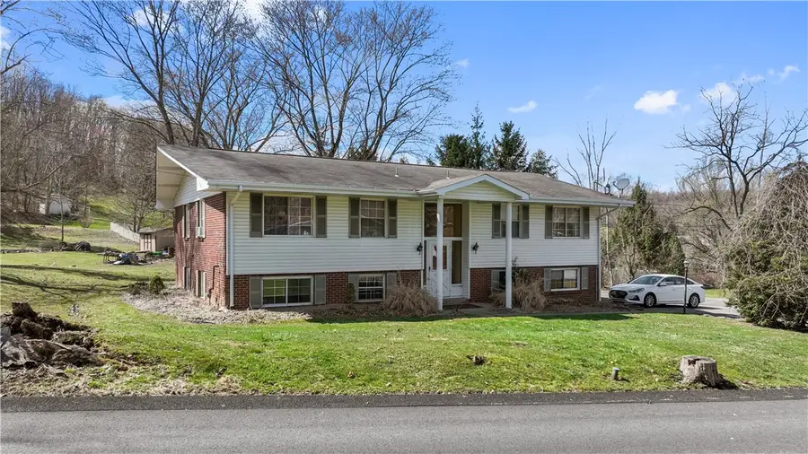 206 Downes Road, Hempfield, PA 15601 - #2