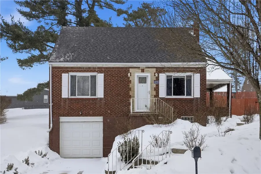 523 Thomas St, Plum, PA 15239 - #3