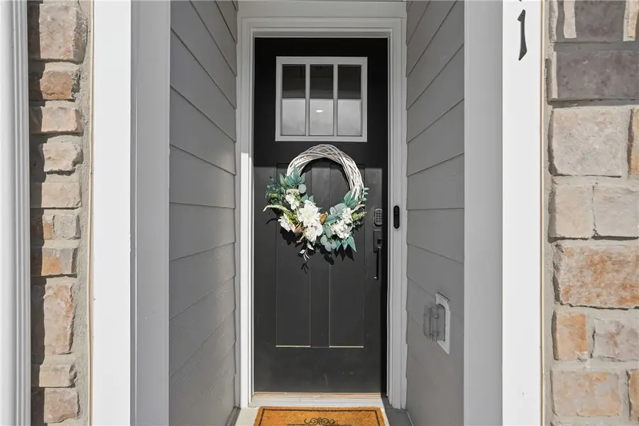 401 Spruce Lane, Thompsonville, PA 15317 - Image #2