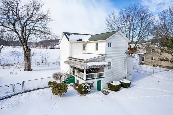 110 Barber Shop Alley, East Huntingdon, PA 15679