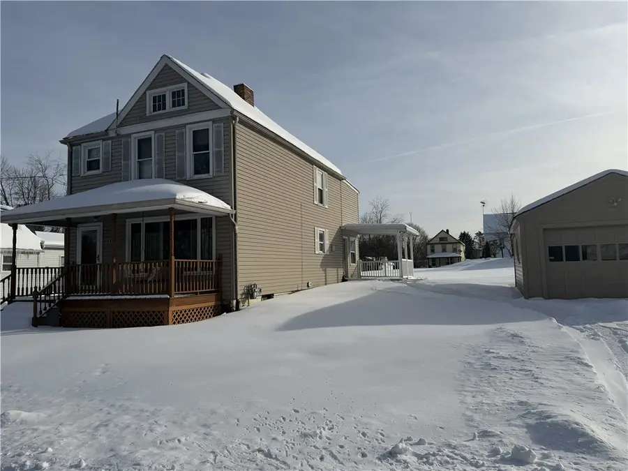 215 W Park St, Hermitage, PA 16148 - #2