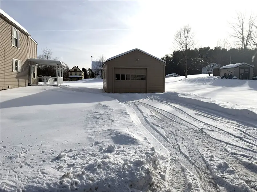 215 W Park St, Hermitage, PA 16148 - #3