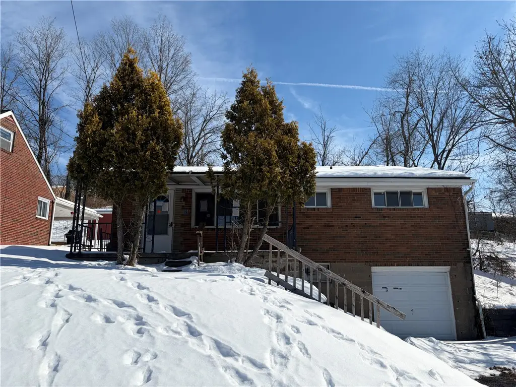 131 S Joslyn Dr, Penn Hills, PA 15235 - #1