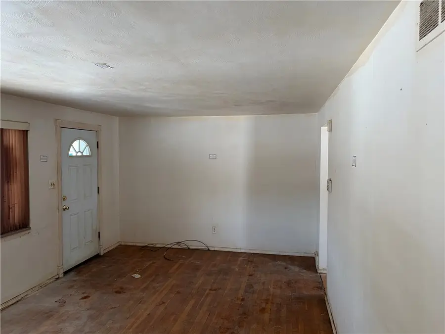 131 S Joslyn Dr, Penn Hills, PA 15235 - #3