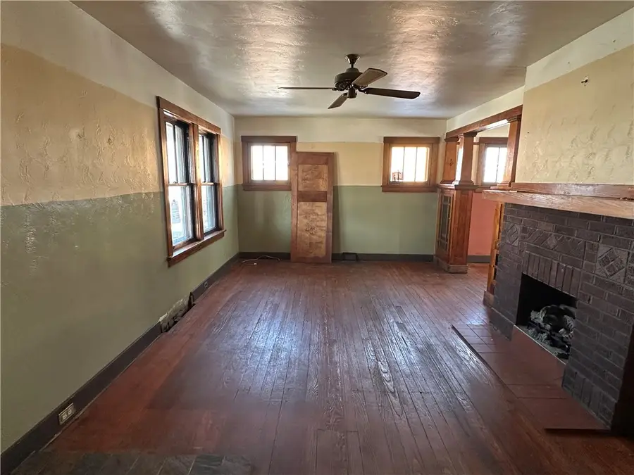 3733 Superior St, Munhall, PA 15120 - #3