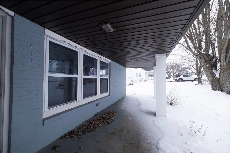 1020 Roosevelt Way, New Alexandria, PA 15670 - #2