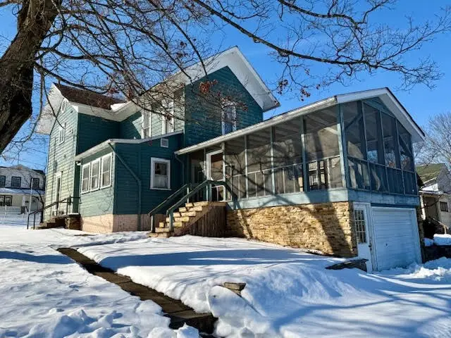 202 N Otter St, Mercer, PA 16137 - #3