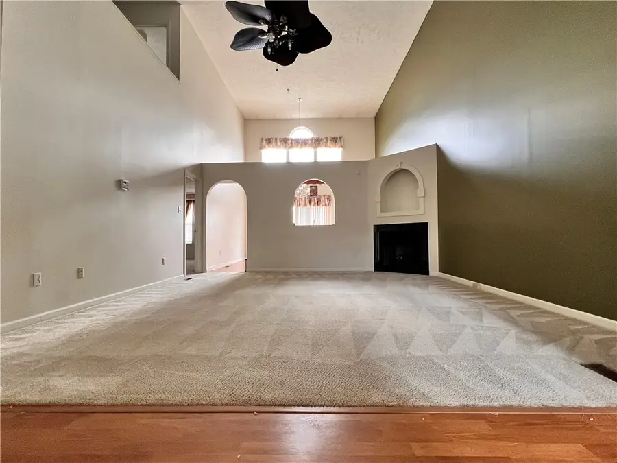 1108 Arrowhead Dr, South Strabane Township, PA 15301 - #3