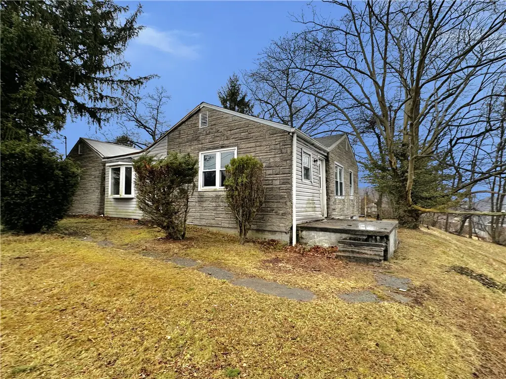 492 Brush Avenue, Johnstown, PA 15906 - #1