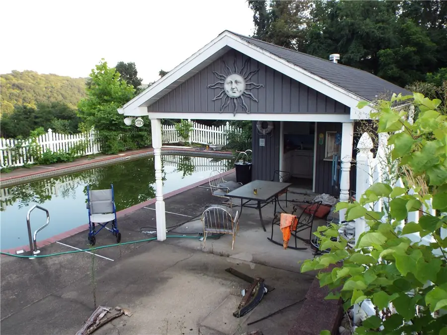 25 Linton Alley, Fredericktown, PA 15333 - #3