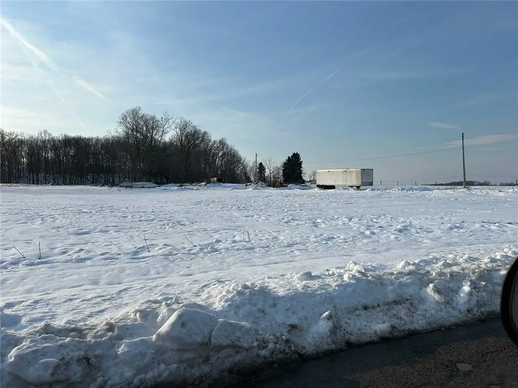 1301 Garner Rd, Edinburg, PA 16105 - #1