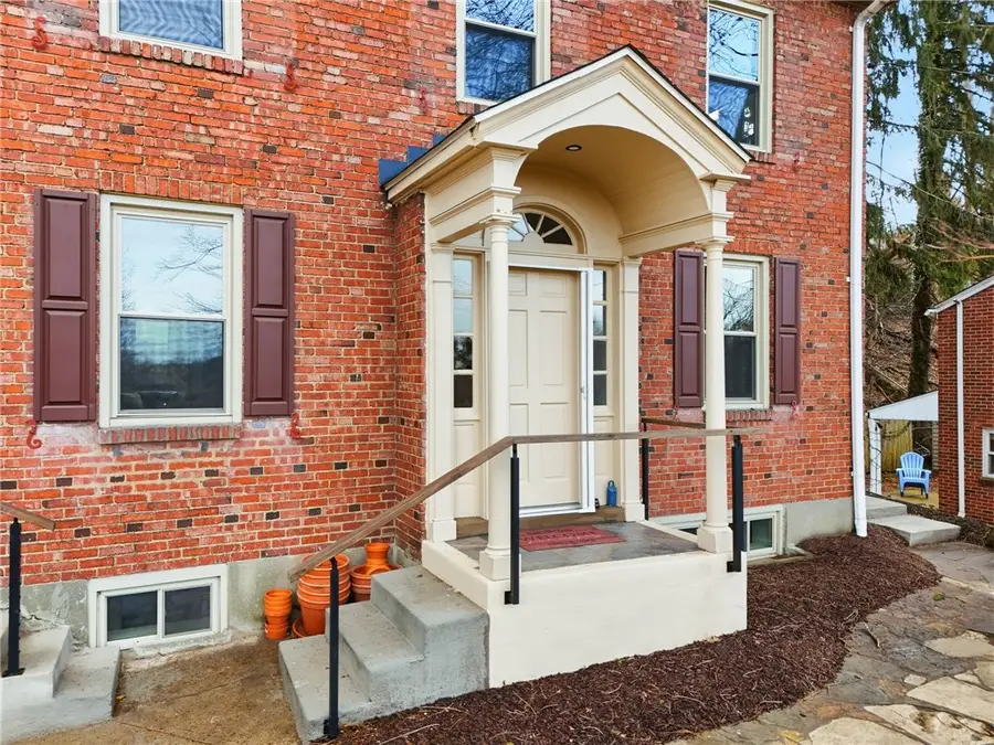 32 Fernwood Ave, Mount Lebanon, PA 15228 - #2