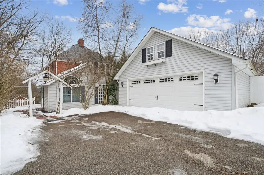 1541 Graham Blvd, Wilkinsburg, PA 15235 - #2