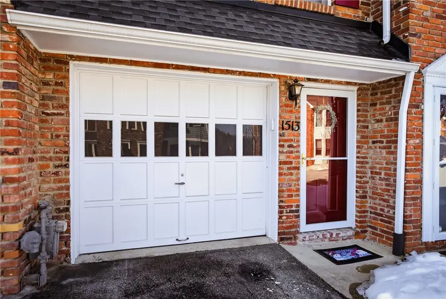 1513 Timberidge Dr, Bethel Park, PA 15102 - #3