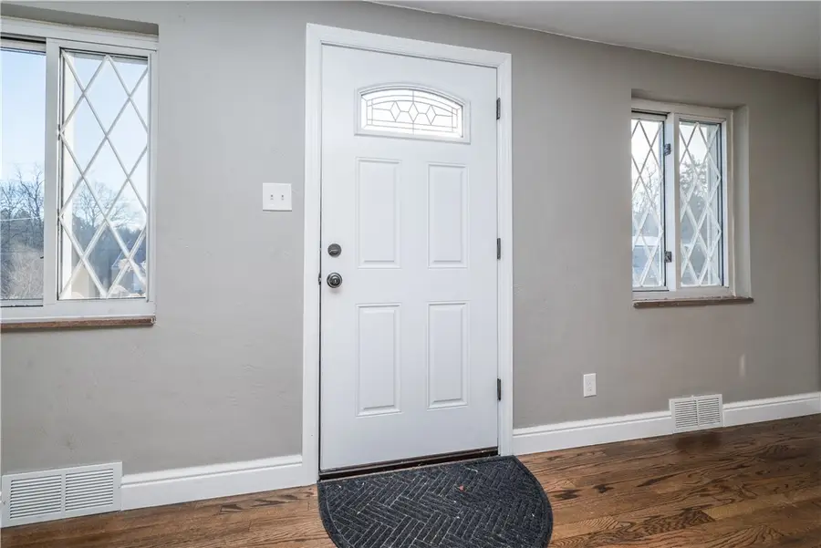 113 Mcginley Dr, Shaler, PA 15116 - #3