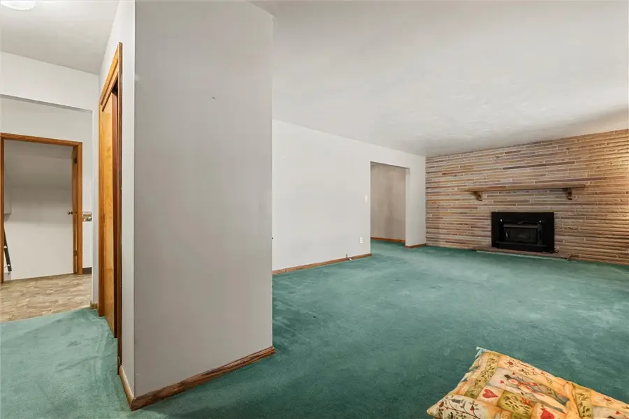 500 Laurel Dr, Sharpsville, PA 16150 - #3