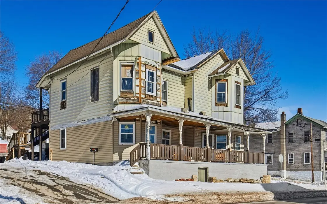 451 Main St, Rockwood, PA 15557 - #1