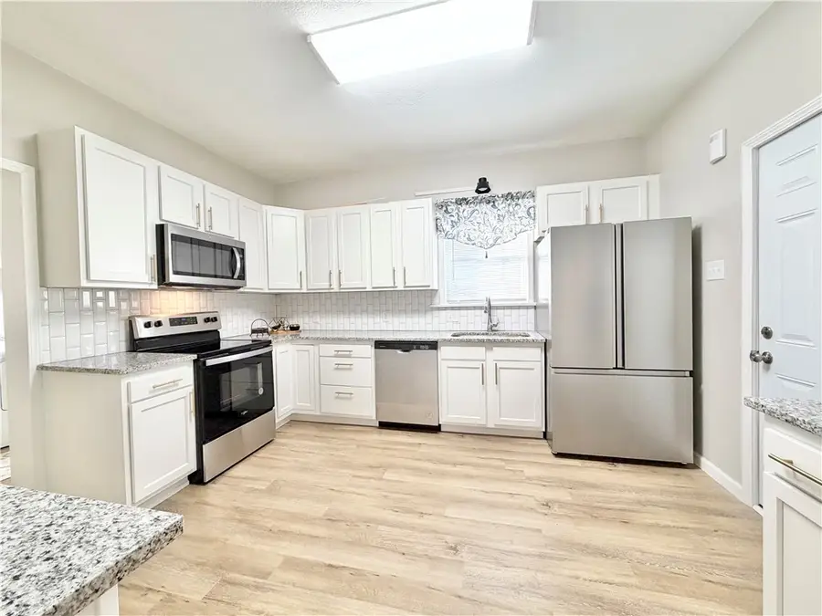 106 Penn St, Greensburg, PA 15601 - #3