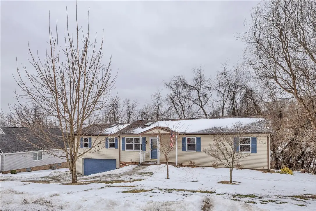 10 Danbury Dr, Greensburg, PA 15601 - #1