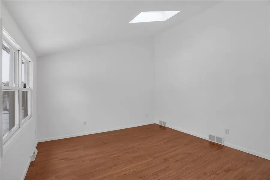 10 Danbury Dr, Greensburg, PA 15601 - #3