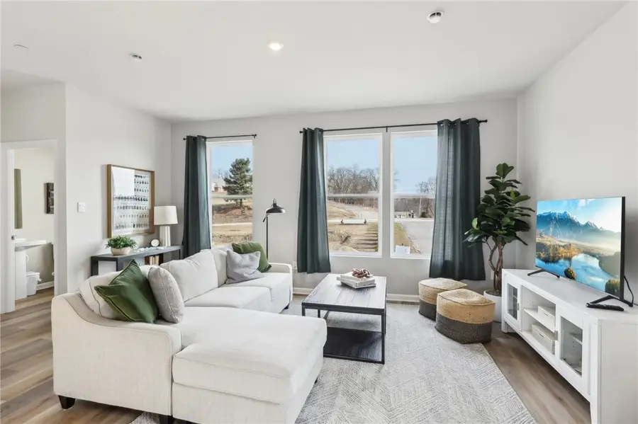 501 Cherry Tree Dr, Twp of But SW, PA 16001 - #2