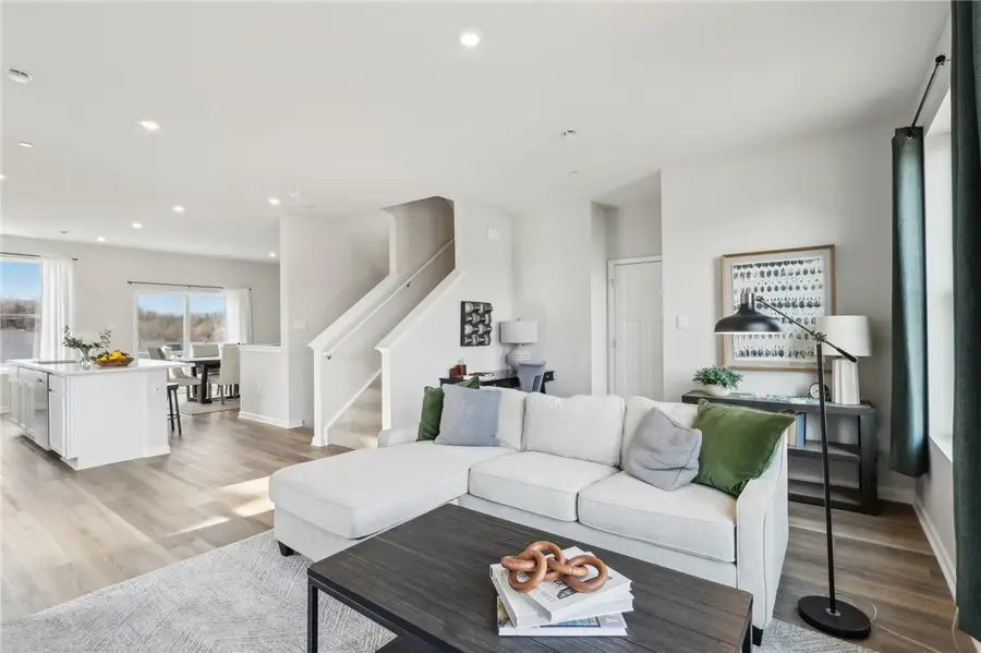 501 Cherry Tree Dr, Twp of But SW, PA 16001 - #3