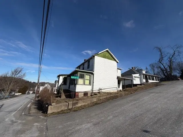 3385 Pike St, Herminie, PA 15774 - #3