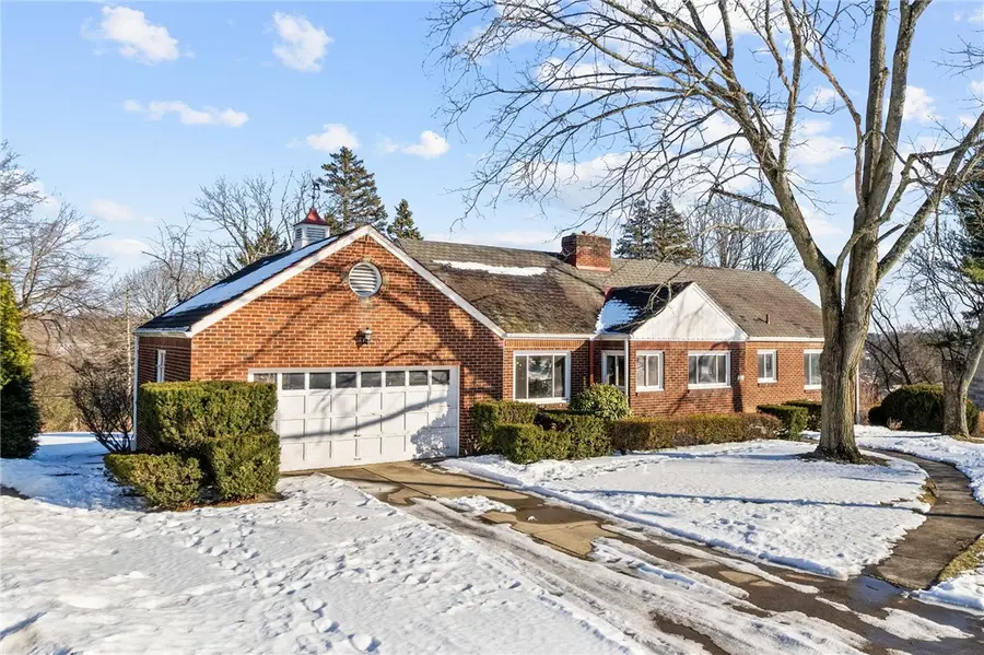 1111 Firwood Dr, Mount Lebanon, PA 15243 - #2