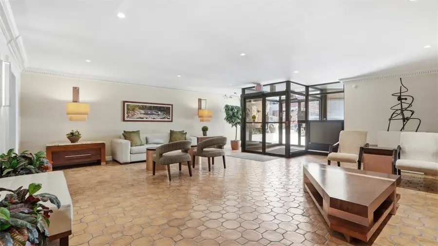 220 N Dithridge Street #507, Oakland, PA 15213 - #2