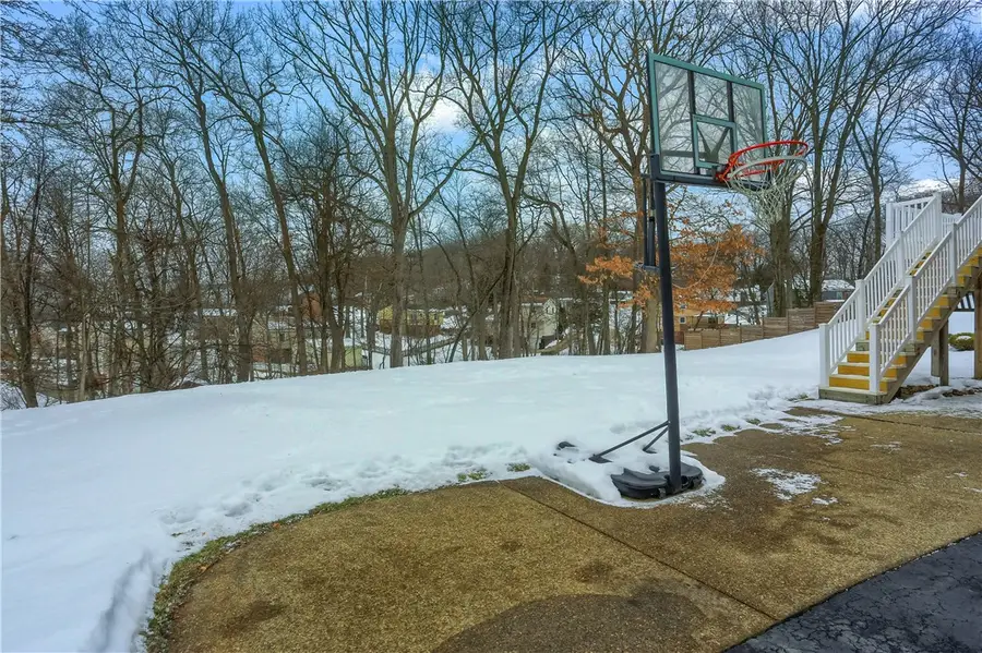 251 Saint Leonards Ln, Cranberry, PA 16066 - #3