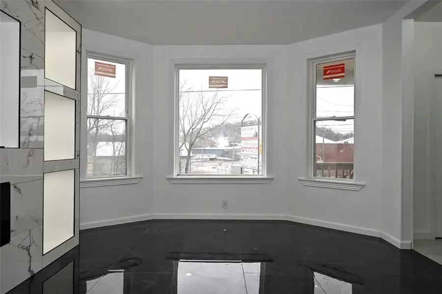 435 N Broadway St, Scottdale, PA 15683 - #3